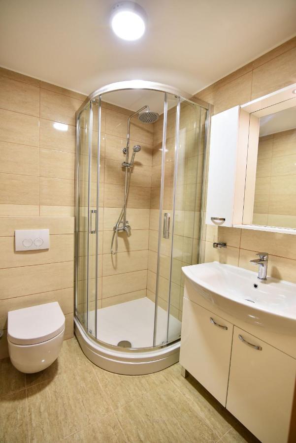 Apartments Sana Vir Luaran gambar